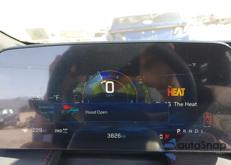 2025 Chevrolet Equinox Awd Rs z USA, uszkodzony, nr VIN 3GNAXTEG2SL223936